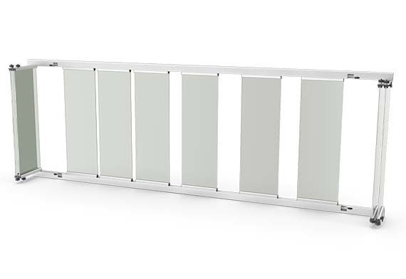 ¿Cómo se desplazan las cortinas de cristal?