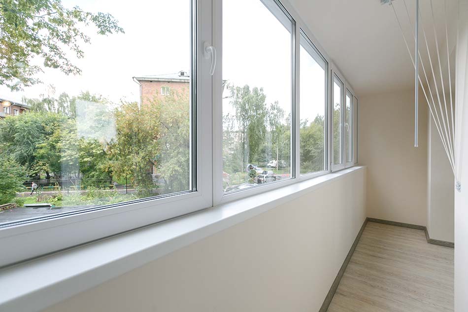 Cerrar balcón con ventanas