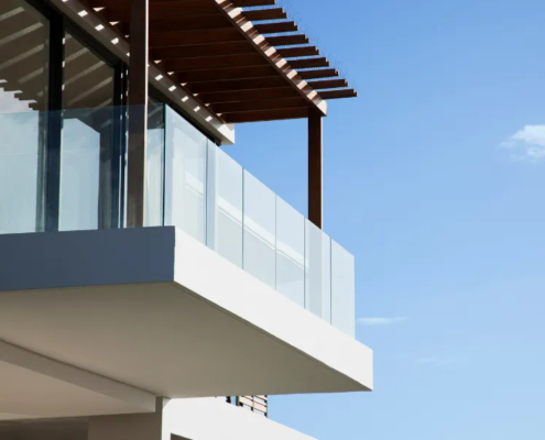 barandilla cristal de un balcón sin perfiles