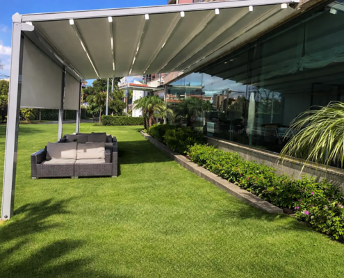 Pérgola lona tensada jardin
